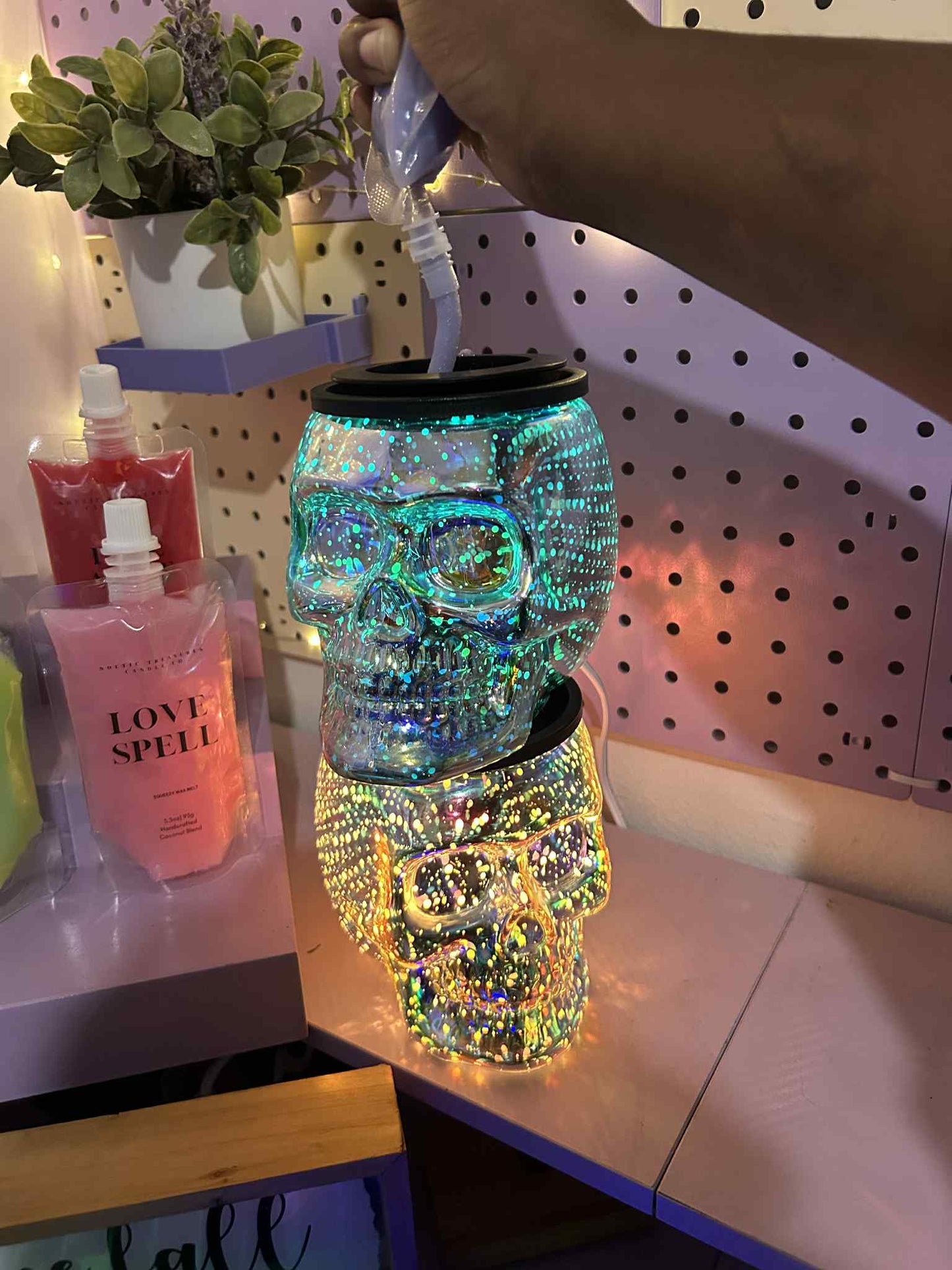 Skull Wax Warmer for Halloween and Fall | Spooky Candle Lamp for Wax Melts – Iridescent Glass or LED Color-Changing Decor